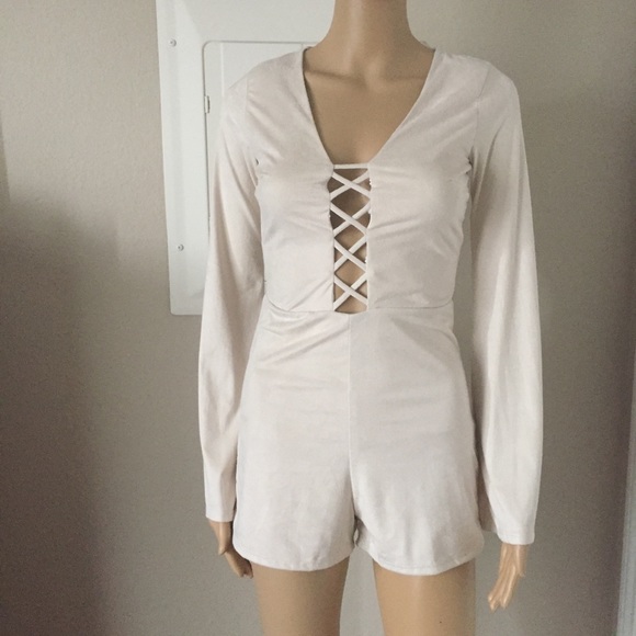 New! 💥FALLON Ivory suede look romper - Picture 8 of 8